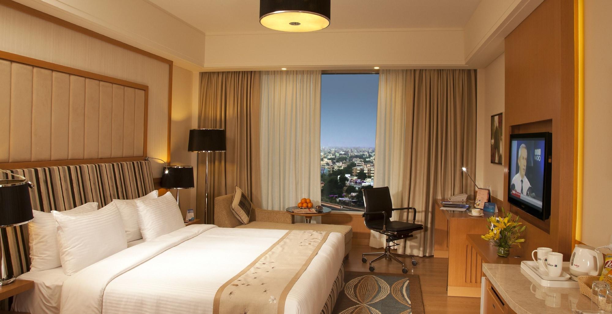 Radisson Blu Hotel, Nagpur Zewnętrze zdjęcie