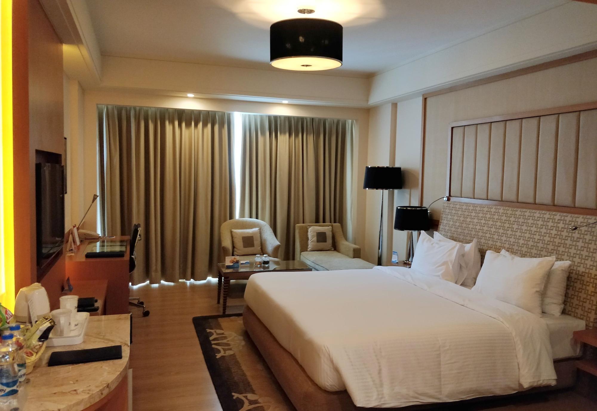 Radisson Blu Hotel, Nagpur Zewnętrze zdjęcie
