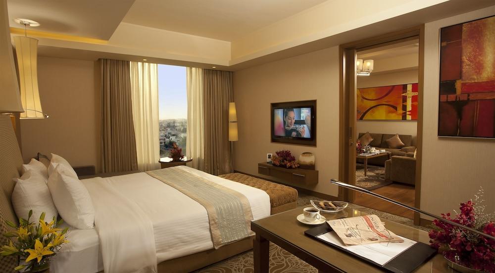 Radisson Blu Hotel, Nagpur Zewnętrze zdjęcie