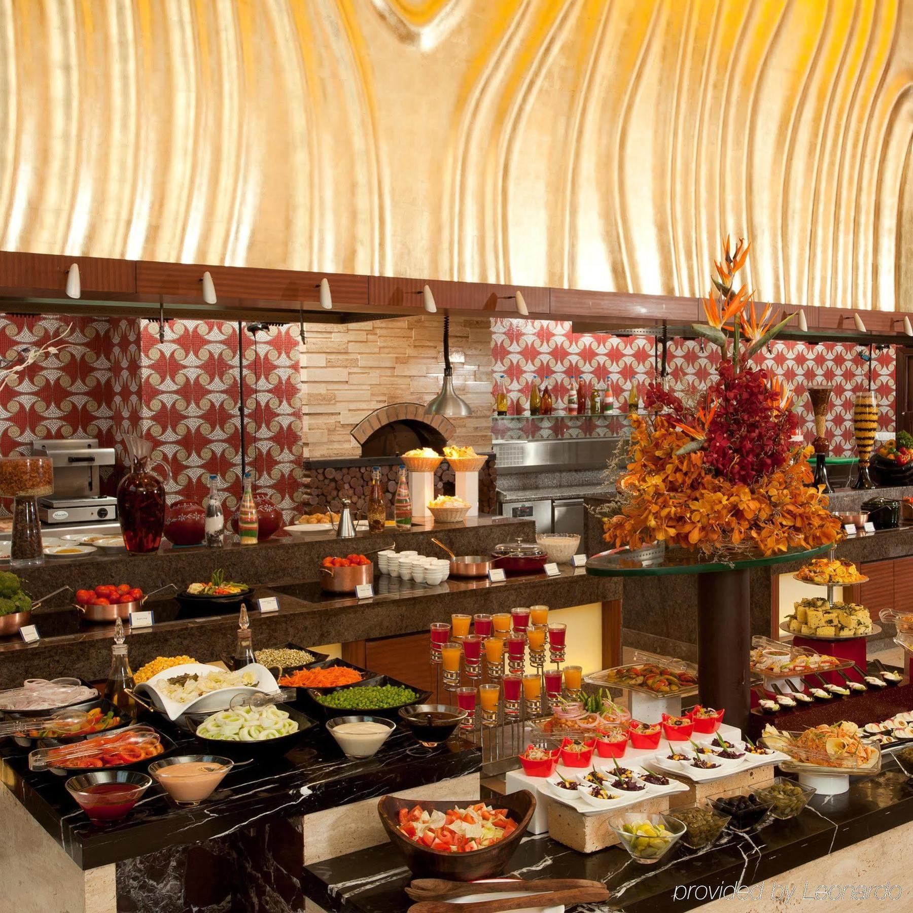 Radisson Blu Hotel, Nagpur Zewnętrze zdjęcie