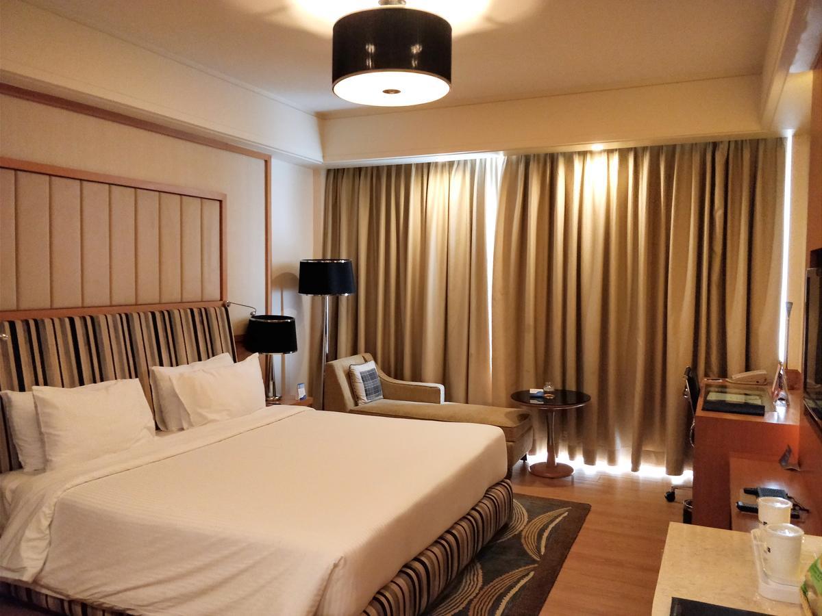 Radisson Blu Hotel, Nagpur Zewnętrze zdjęcie