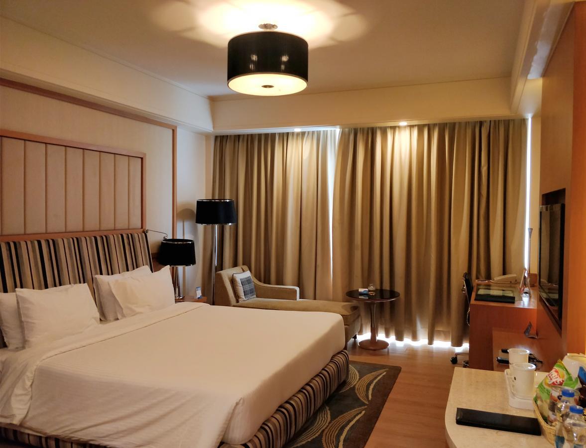 Radisson Blu Hotel, Nagpur Zewnętrze zdjęcie