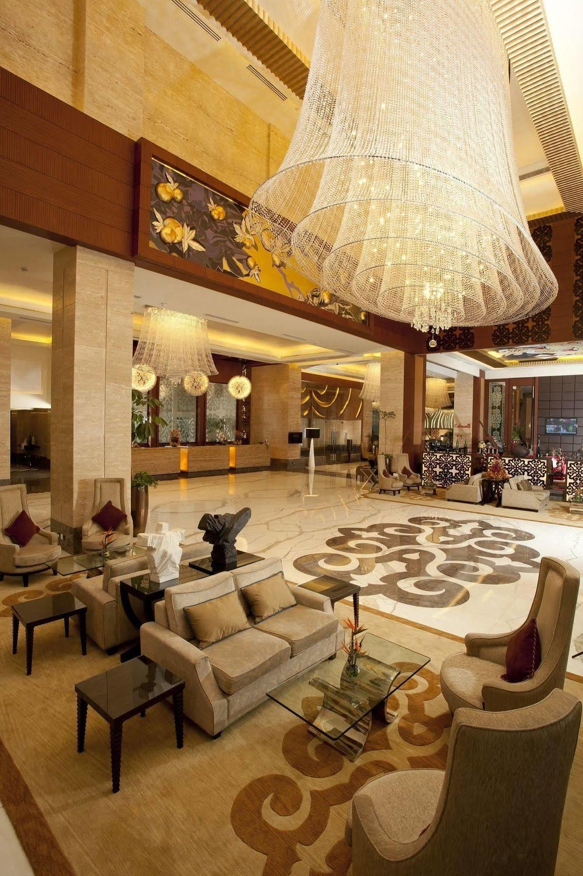 Radisson Blu Hotel, Nagpur Zewnętrze zdjęcie