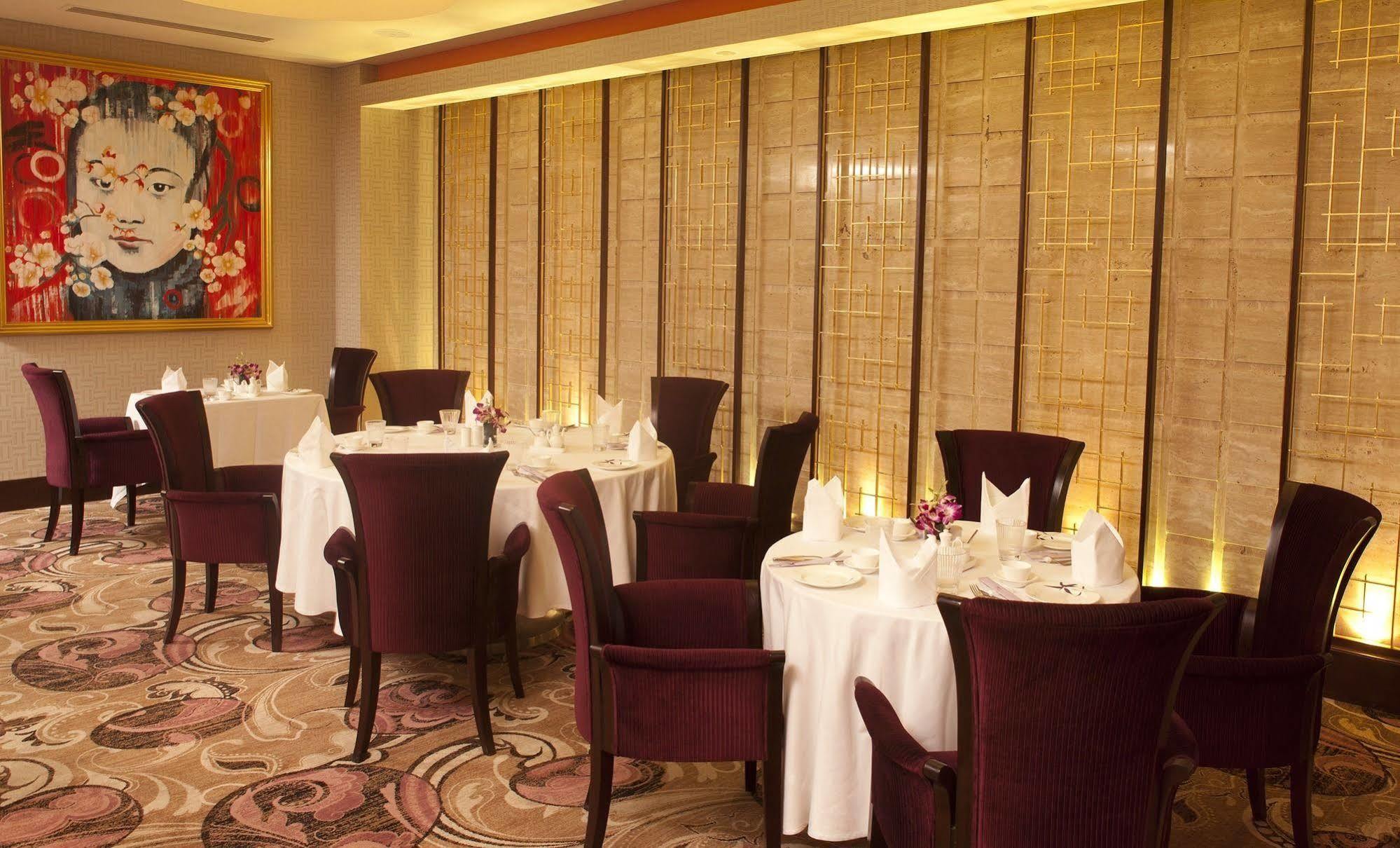 Radisson Blu Hotel, Nagpur Zewnętrze zdjęcie