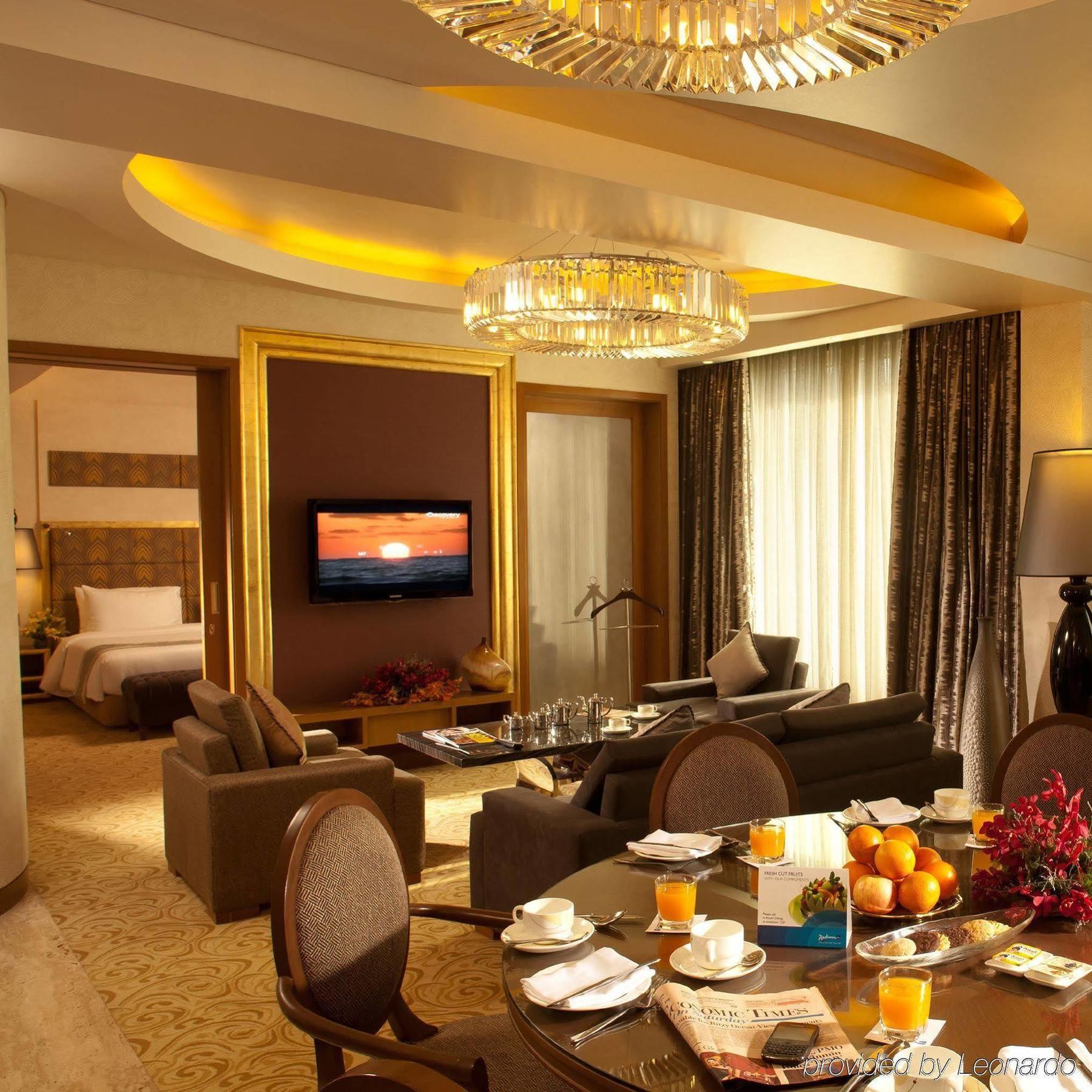 Radisson Blu Hotel, Nagpur Zewnętrze zdjęcie